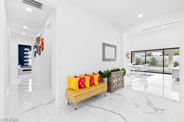 4315 North DAPPLE GRAY Road, Las Vegas, NV 89129