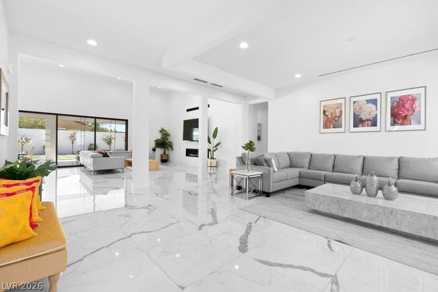 4315 North DAPPLE GRAY Road, Las Vegas, NV 89129