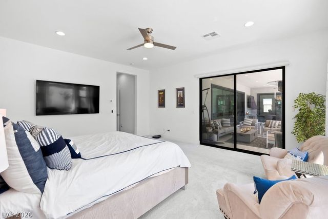 4315 North DAPPLE GRAY Road, Las Vegas, NV 89129
