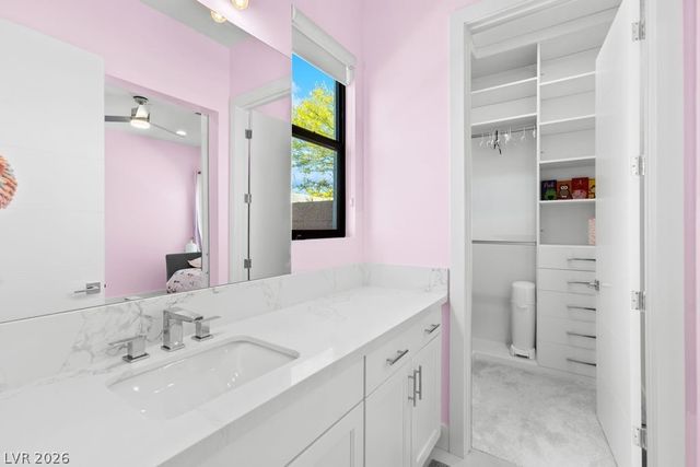 4315 North DAPPLE GRAY Road, Las Vegas, NV 89129