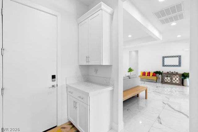 4315 North DAPPLE GRAY Road, Las Vegas, NV 89129