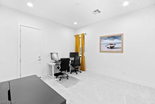 4315 North DAPPLE GRAY Road, Las Vegas, NV 89129