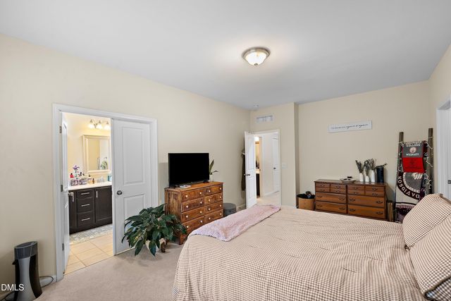 708 Ennis Creek Lane, Cary, NC 27513