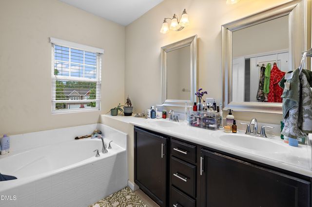 708 Ennis Creek Lane, Cary, NC 27513