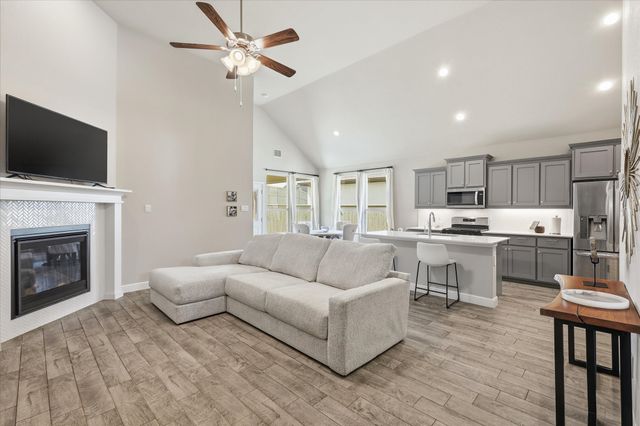 1212 Trailblazer Way, Northlake, TX 76247