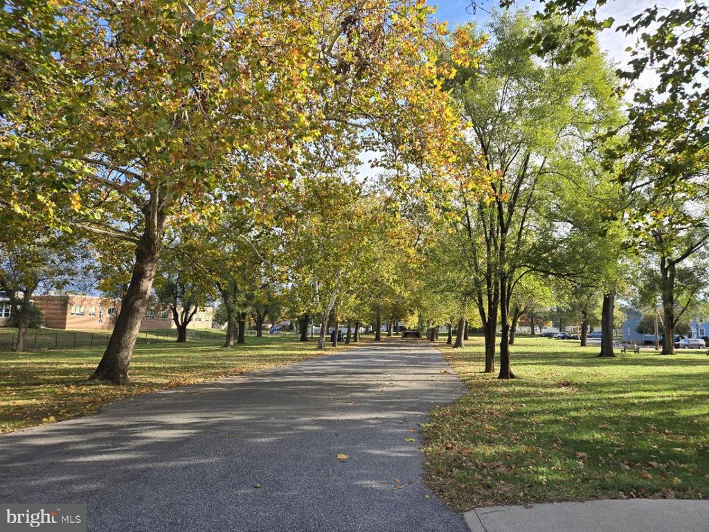 CLAY STREET, Carlisle, PA 17013