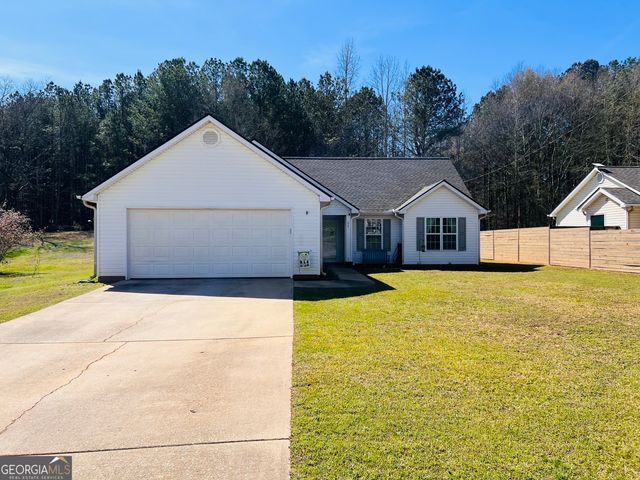 75 Canterbury Drive, Grantville, GA 30220