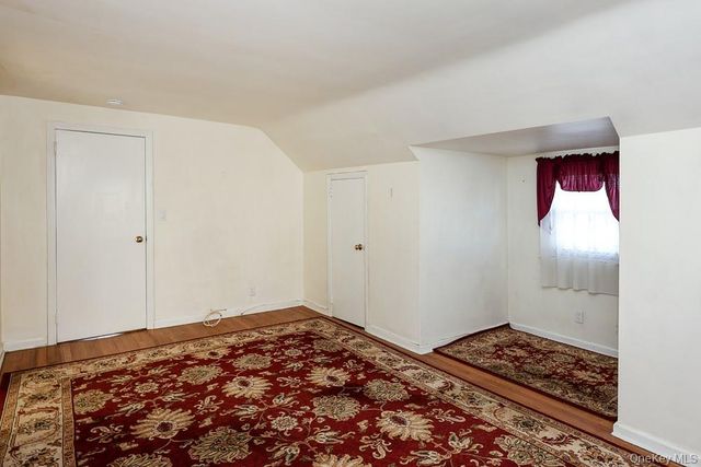 560 N 6th Street, New Hyde Park, NY 11040