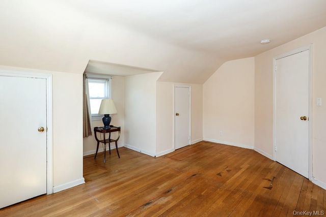 560 N 6th Street, New Hyde Park, NY 11040