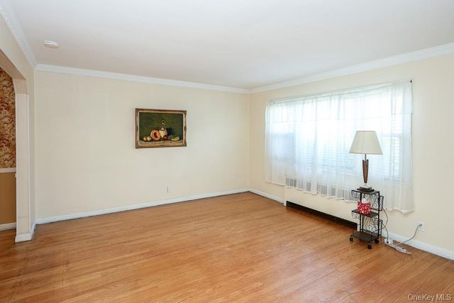 560 N 6th Street, New Hyde Park, NY 11040