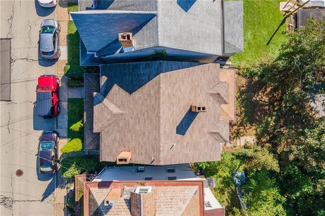 133 Glenmore Avenue, West View, PA 15229