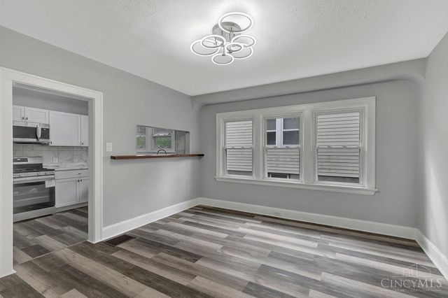 1124 Elberon Avenue, Cincinnati, OH 45205