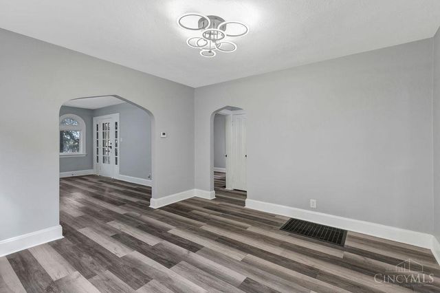 1124 Elberon Avenue, Cincinnati, OH 45205