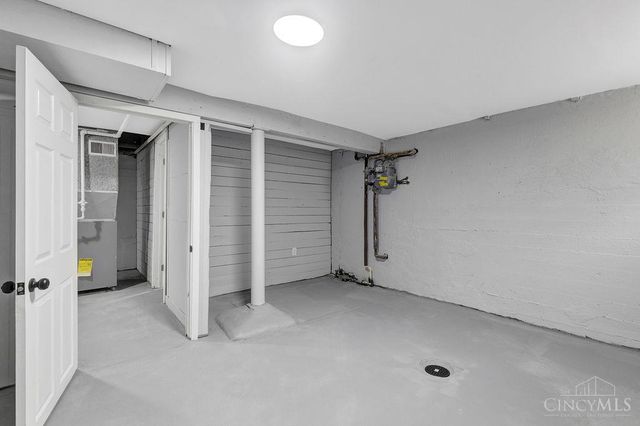 1124 Elberon Avenue, Cincinnati, OH 45205