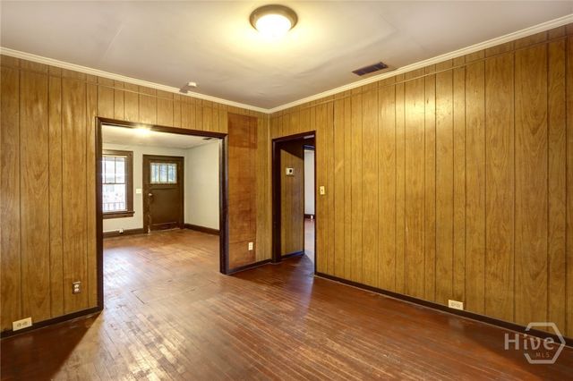 1341 E Waldburg Street, Savannah, GA 31401