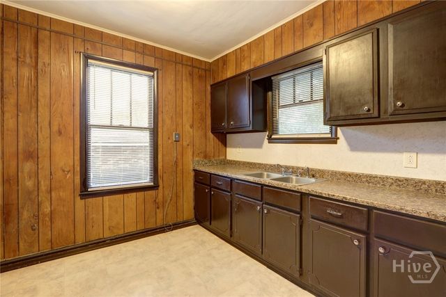 1341 E Waldburg Street, Savannah, GA 31401