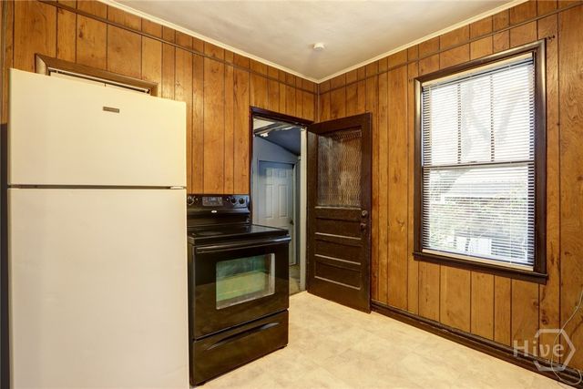 1341 E Waldburg Street, Savannah, GA 31401