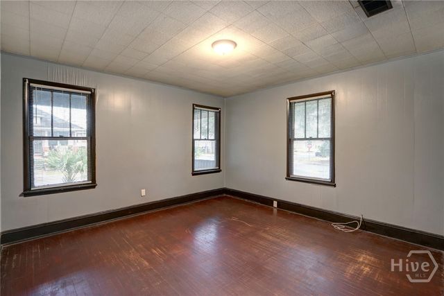 1341 E Waldburg Street, Savannah, GA 31401