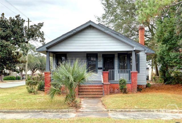 1341 E Waldburg Street, Savannah, GA 31401