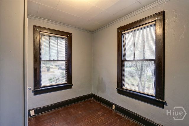 1341 E Waldburg Street, Savannah, GA 31401