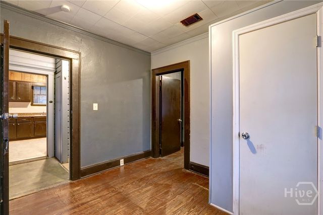 1341 E Waldburg Street, Savannah, GA 31401