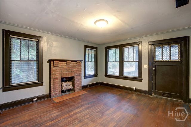 1341 E Waldburg Street, Savannah, GA 31401