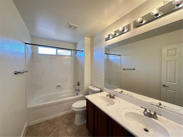 9283 Placer Bullion Avenue, Las Vegas, NV 89178