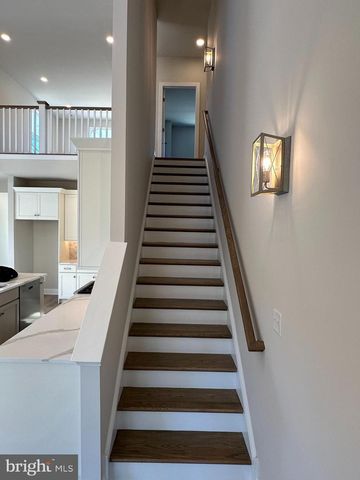 268 JAMESON WAY, Wilmington, DE 19803