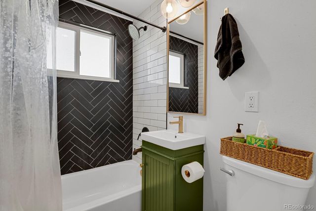 3230 Pontiac Street, Denver, CO 80207