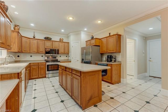 565 Irvin Farm Road, Reidsville, NC 27320