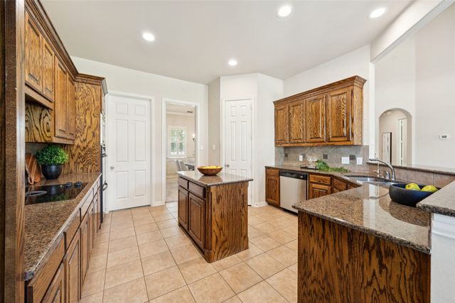 511 Mockingbird Drive, Murphy, TX 75094