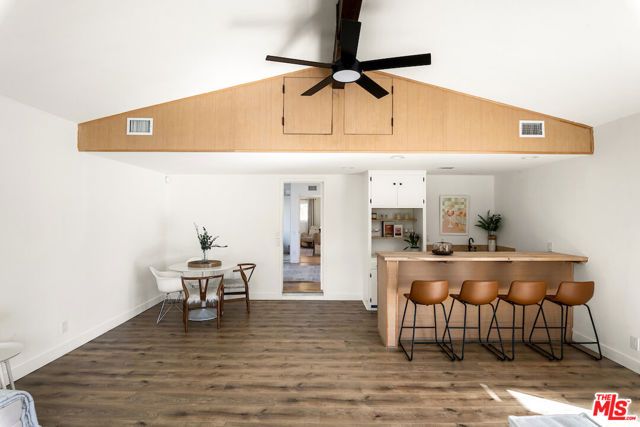 6958 Berquist Avenue, West Hills (los Angeles), CA 91307