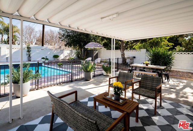 6958 Berquist Avenue, West Hills (los Angeles), CA 91307