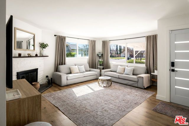 6958 Berquist Avenue, West Hills (los Angeles), CA 91307