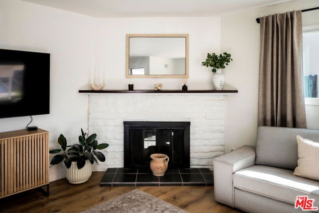 6958 Berquist Avenue, West Hills (los Angeles), CA 91307