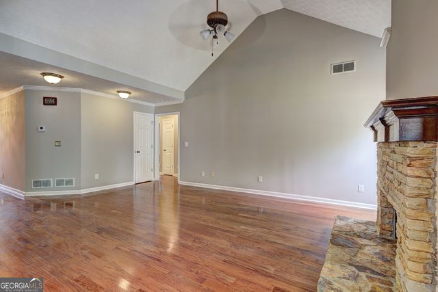 604 Lexington Way, Woodstock, GA 30189
