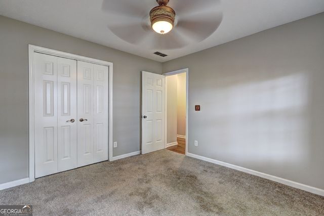 604 Lexington Way, Woodstock, GA 30189