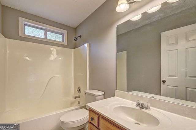 604 Lexington Way, Woodstock, GA 30189