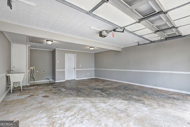 604 Lexington Way, Woodstock, GA 30189