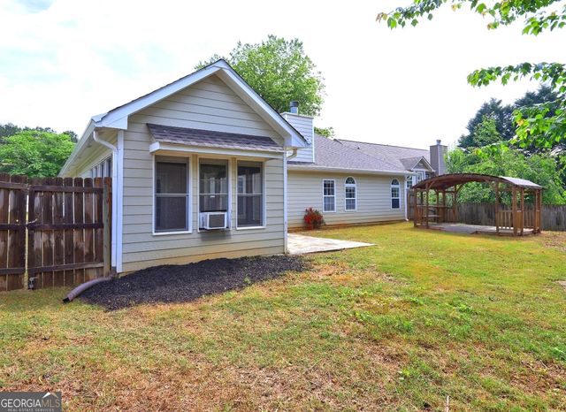 604 Lexington Way, Woodstock, GA 30189
