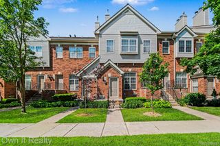 1725 Campau Farms Circle, Detroit, MI 48207