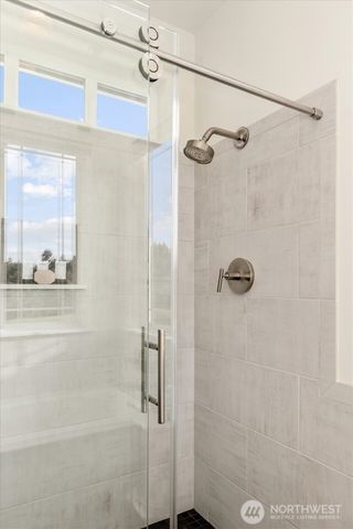 4946 Pleasant Glade Road NE, Olympia, WA 98516