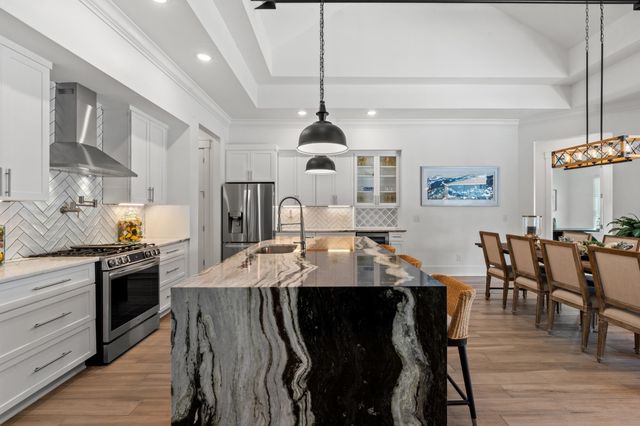 118 Green Lake Dr., Myrtle Beach, SC 29572