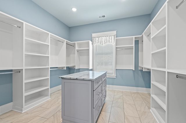 118 Green Lake Dr., Myrtle Beach, SC 29572