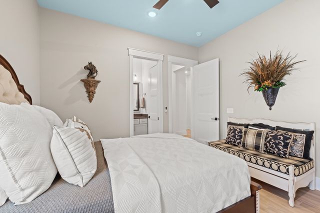 118 Green Lake Dr., Myrtle Beach, SC 29572