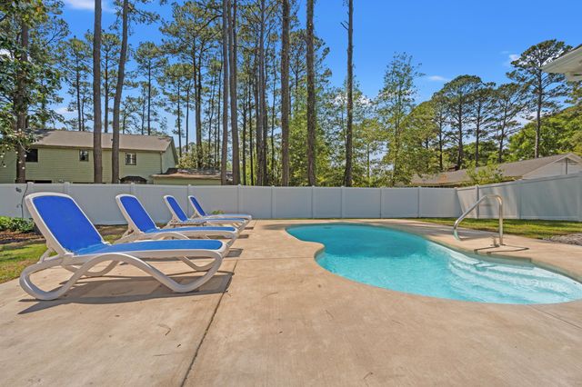 118 Green Lake Dr., Myrtle Beach, SC 29572