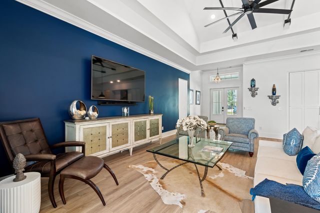 118 Green Lake Dr., Myrtle Beach, SC 29572