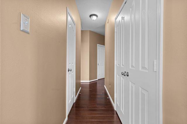 3 Belcarra Place, The Woodlands, TX 77382