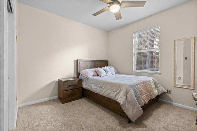 3 Belcarra Place, The Woodlands, TX 77382