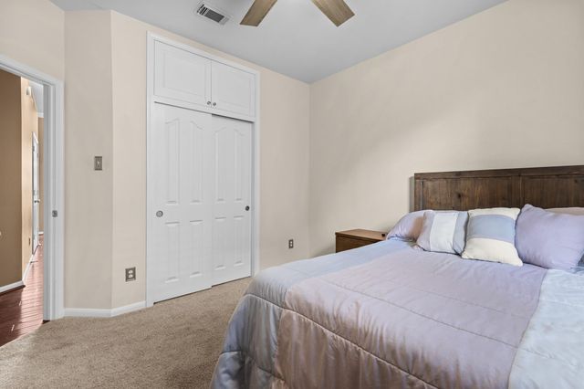 3 Belcarra Place, The Woodlands, TX 77382